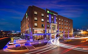 Holiday Inn Express & Suites Oklahoma City Dwtn - Bricktown