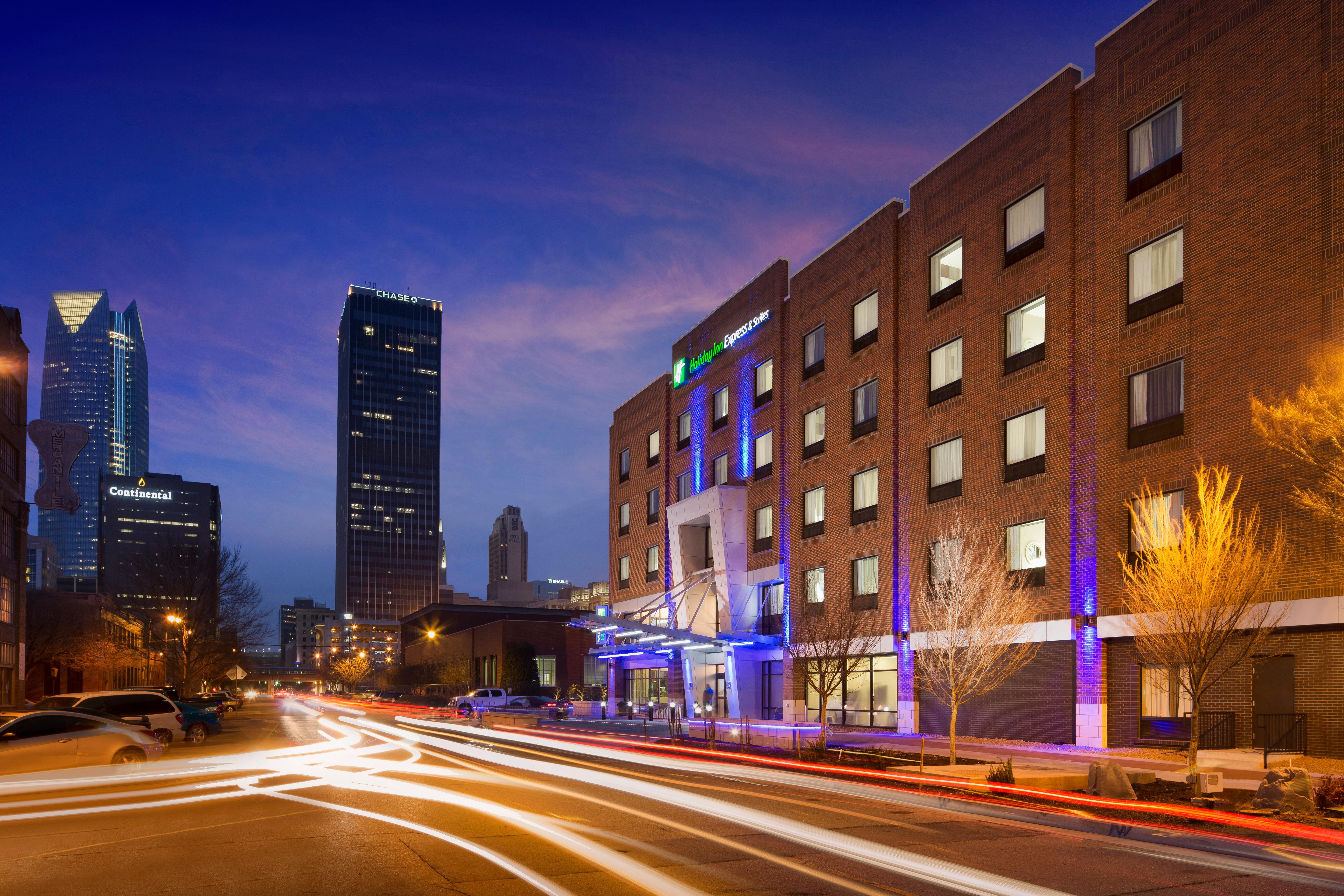 Holiday Inn Express & Suites Oklahoma City Downtown - Bricktown By Ihg Exterior photo