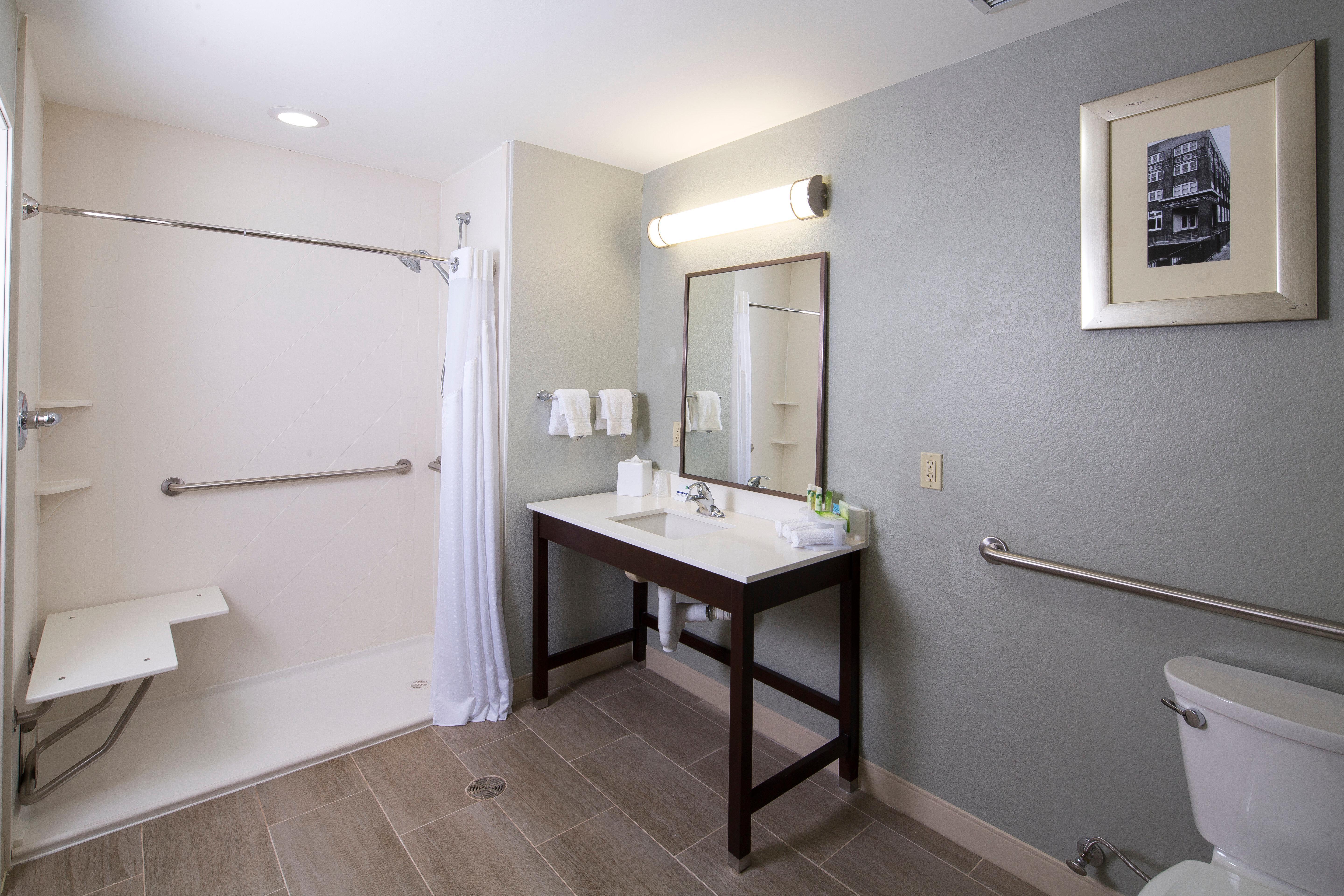 Holiday Inn Express & Suites Oklahoma City Downtown - Bricktown By Ihg Exterior photo